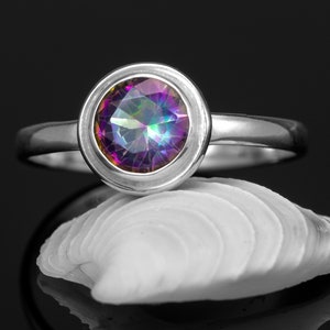 Striking 925 Sterling Silver Mystic Fire Topaz Facet Cut Gemstone Small Ring - Stacking Ring - Rainbow colour jewellery / Gemstone jewelry