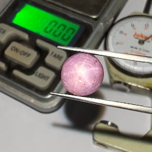 Natural Star Ruby Cabochon,Six Line Untreated Star Ruby Cabs,Loose Gemstone,Wholesale Price,Ruby Cabochons Jewelry Making 10x10 MM 7.95 cts.