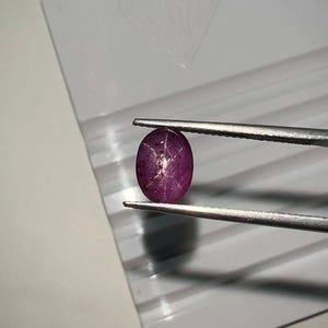 Rubí estrella rojo 100% natural, cabujón ovalado de 8,5 x 6,5 mm, 3,25 quilates, rubí estrella, piedra preciosa hecha a mano, rubí suelto, seis rayos, rubí estrella rojo, engarzado en alambre