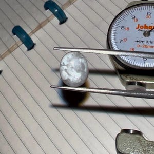 Sällsynt Bio Färgad Stjärnrubin Cabochon Obehandlad Stjärnrubin Lös Ädelsten Bi Dubbel Sällsynt Färgad Rubin Stjärnrubin Cabochon Oval Form 10,5x8,5 MM 5,55Ct