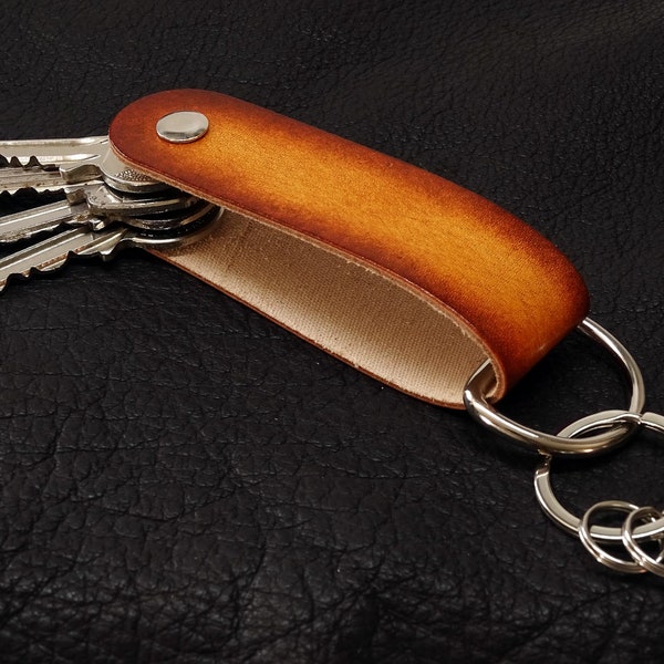 Personalizable key organizer in leather - OX Lion Antique by Vickys World - optionally in gold or silver - cowhide keychain