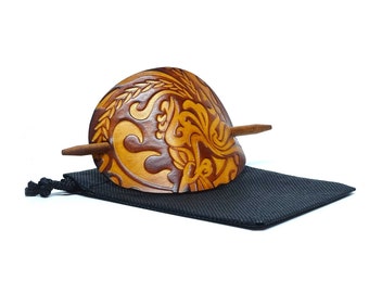 Hair clip in cowhide with wooden stick – OX Antique Lion Nature – Handmade in Germany - Vickys World