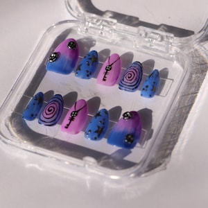 Coraline press-on nails