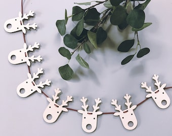 Wooden Christmas Reindeer Garland | Festive Reindeer Bunting | Christmas Reindeer Bunting | Scandi-Style Wooden Christmas Decoration
