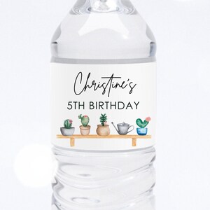Etichetta modificabile della bottiglia d'acqua di cactus, etichetta della bottiglia d'acqua di compleanno succulento, modello di download digitale stampabile dell'etichetta delle bevande del cactus del sud-ovest