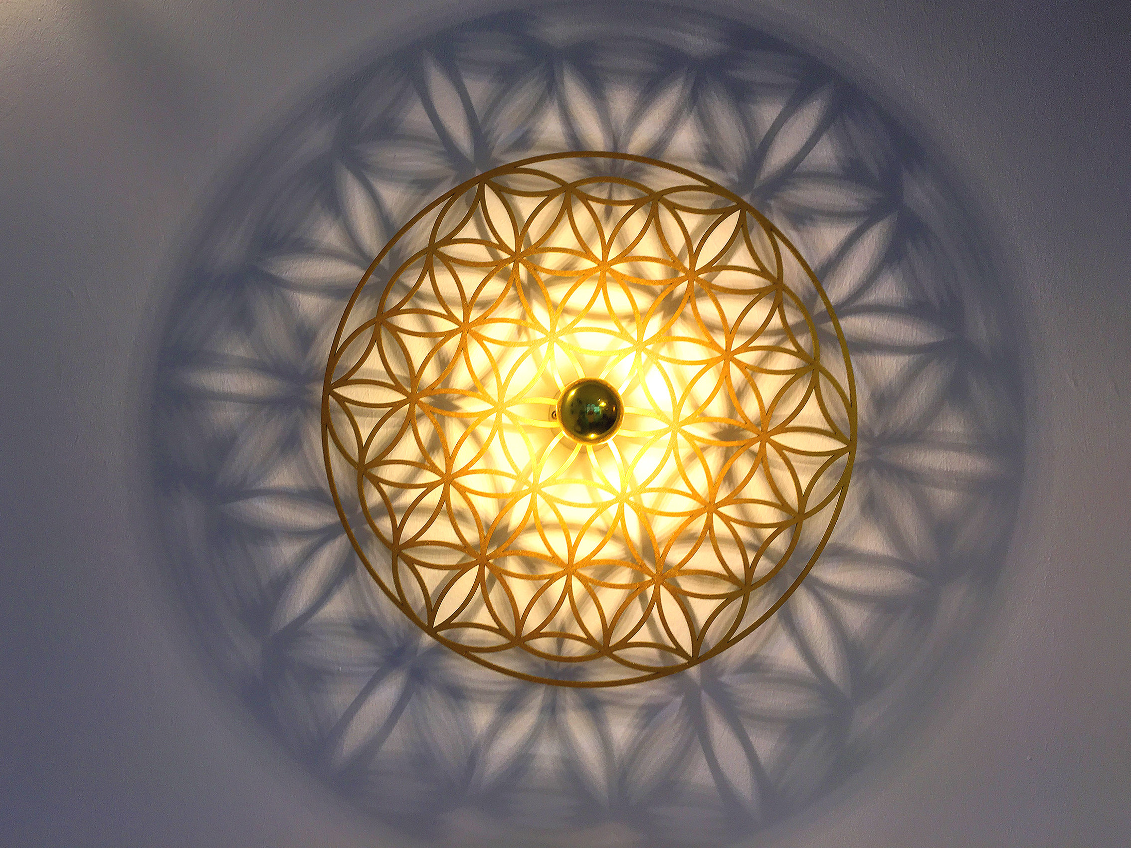 Goldene Wandlampe Blume des Lebens heilige Geometrie | Etsy