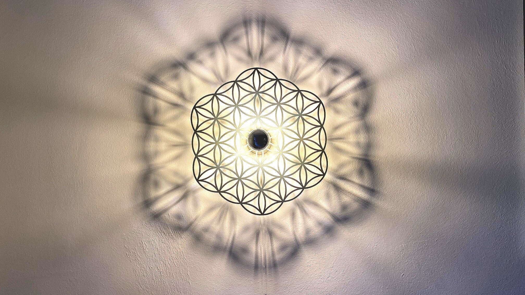 LED Deckenlampe Holz Blume des Lebens Schattenbild | Etsy