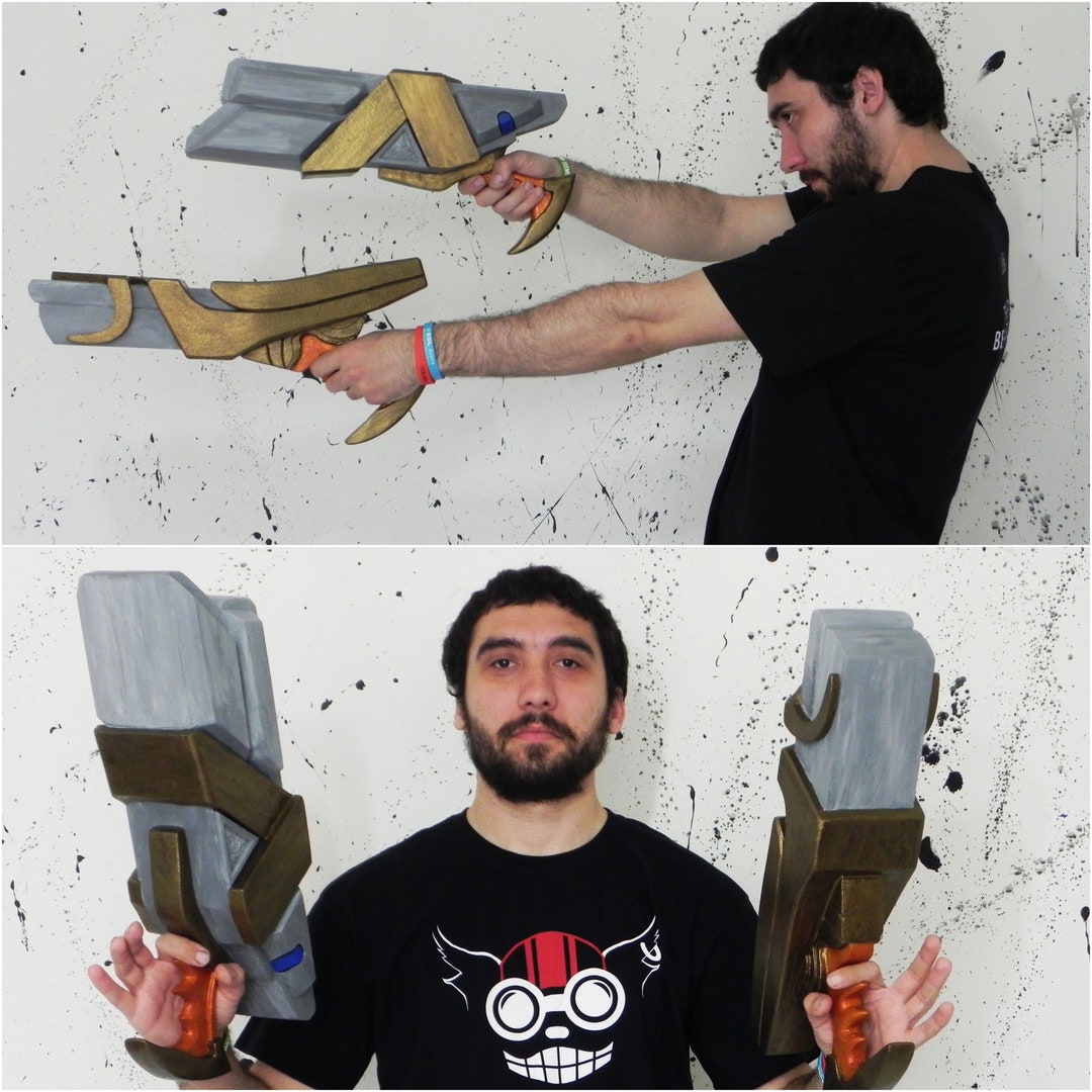 Custom Cosplay Guns Commission Cosplay Props Custom Order - Etsy