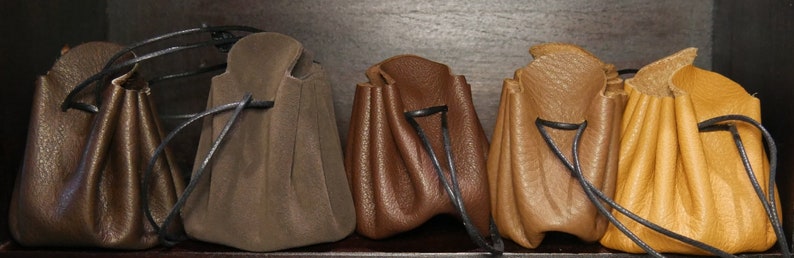 Bourse cuir véritable porte monnaie sac à dés poche à bijoux cadeau homme médiéval traditionnel écologique upcyclé image 2