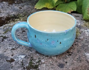 Jumbo Tasse Keramik handgemacht ca. 500 ml türkis-blau mit Specks