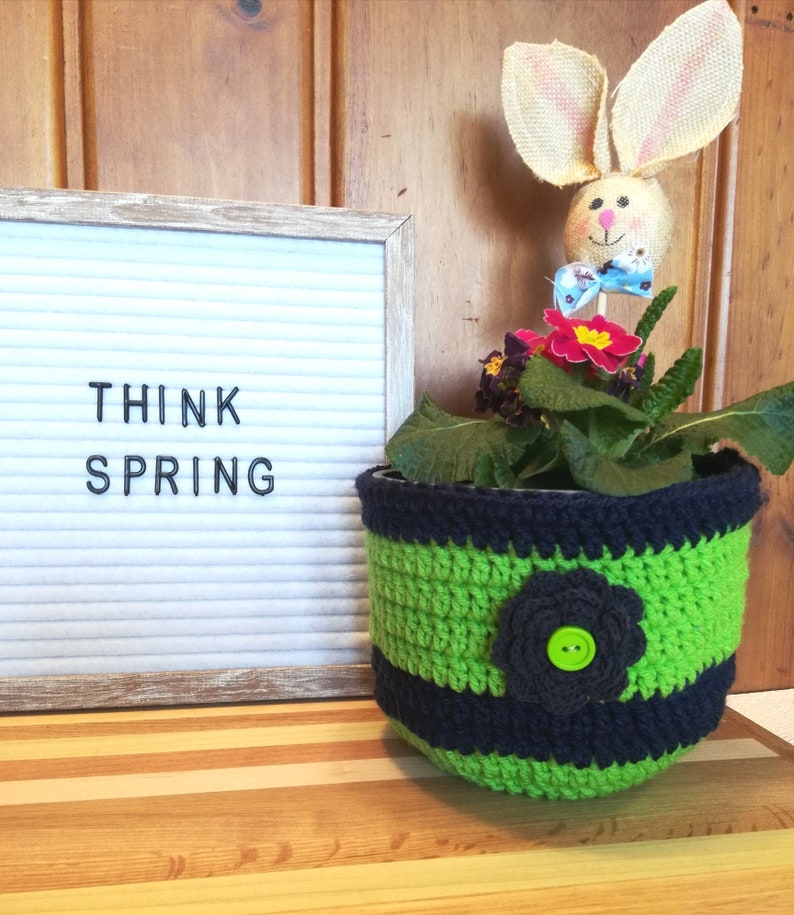 Navy blue home decor Navy and green flower pot cover Crochet plant basket Kitchen storage containers F 44 Plant Accessories