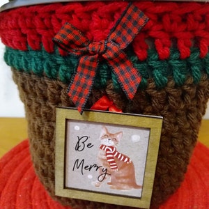 Holiday plant pot cover, 6 inch Christmas basket, Wooden cat ornaments, Flower pot cover, Plant lover gift ideas, Crochet plant cover