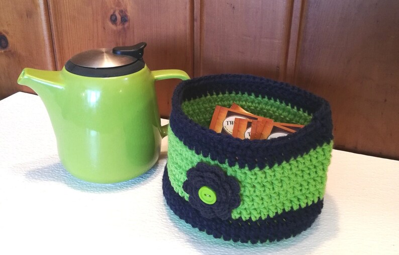 Navy blue home decor Navy and green flower pot cover Crochet plant basket Kitchen storage containers F 44 Plant Accessories