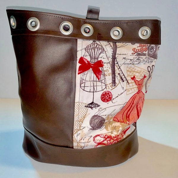 Bucket bag - purse - drawstring - removable backpack strap - Bonnie bucket bag by Swoon patterns.