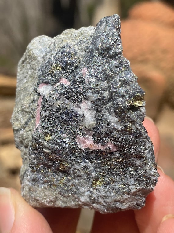 Rhodochrosite with Chalcopyrite