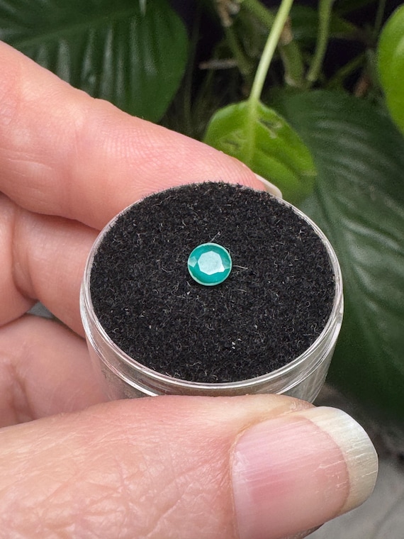 Vibrant High Quality Gem Silica Gemstone~.35 carats~Inspiration Mine, Arizona~Nature Made Goods~Ledford’s Minerals