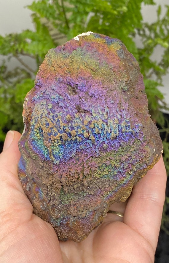 Quartz With Iridescent Hematite