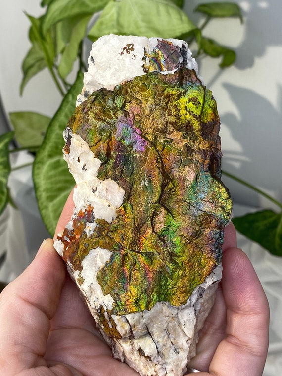 Quartz With Iridescent Hematite
