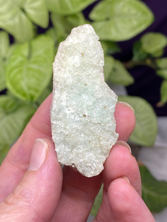 Chalk Mountain UV Reactive Hyalite Opal