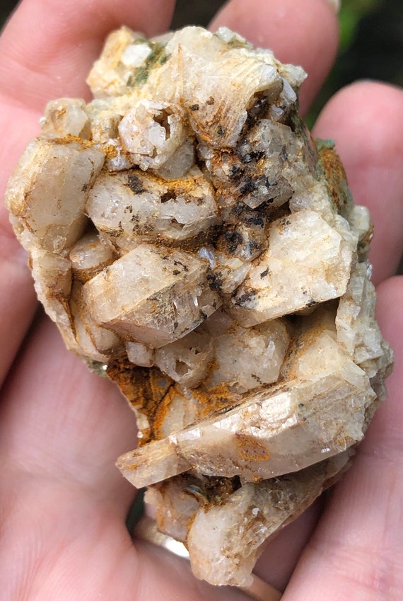 Albite with Green Muscovite
