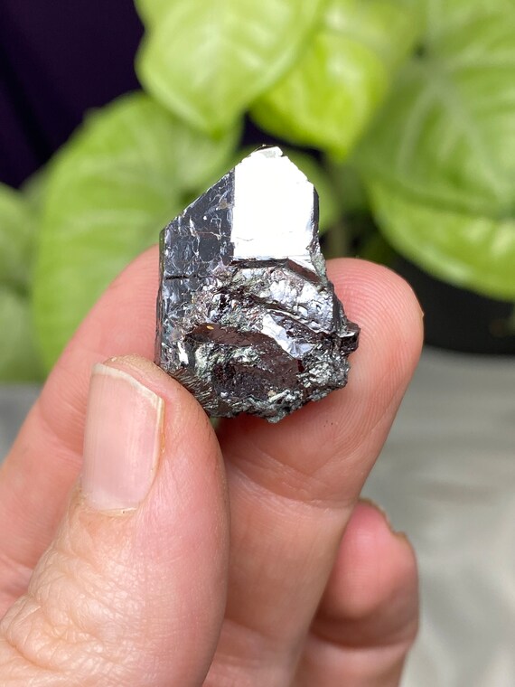 Lustrous Georgia Graves Mountain Rutile