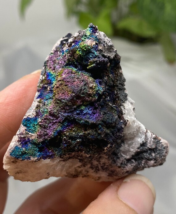 Quartz With Iridescent Hematite