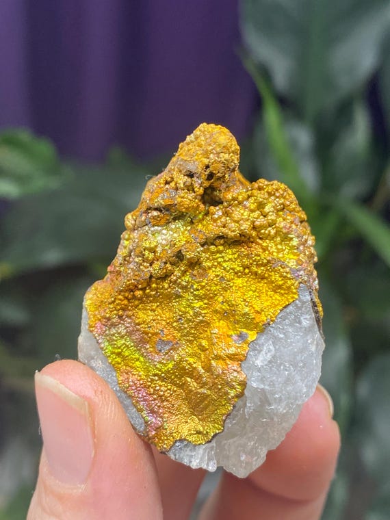 Graves Mountain Quartz with Rainbow Iridescent Hematite