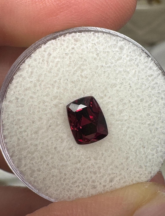 Oval Garnet Gemstone~Crystalline Dream Minerals~Ledfords Minerals