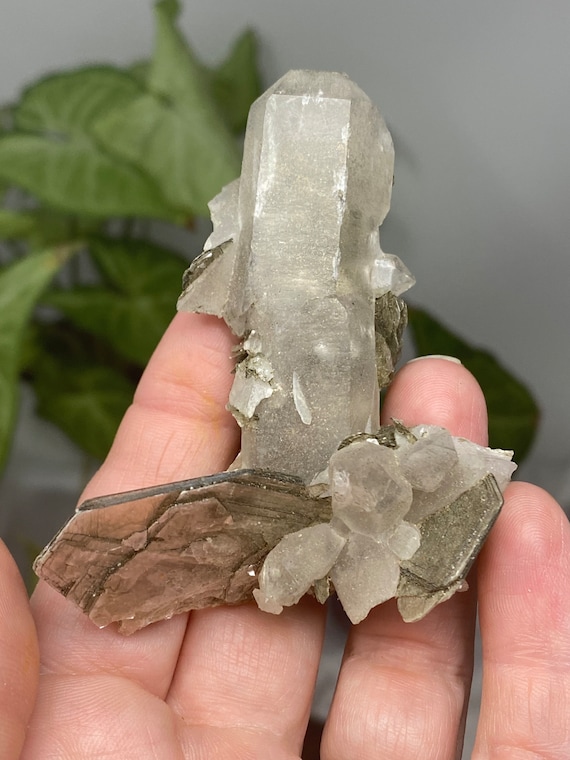 Beautiful North Carolina Quartz Point with Mica