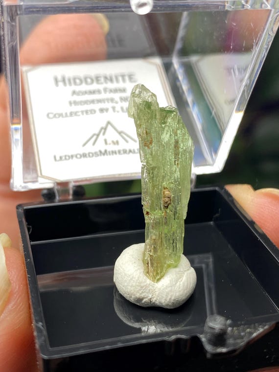 Rare Chunky Chromium North Carolina Hiddenite Crystal
