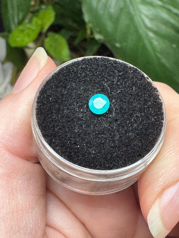 Vibrant High Quality Gem Silica Gemstone~.3 carats~Inspiration Mine, Arizona~Nature Made Goods~Ledford’s Minerals