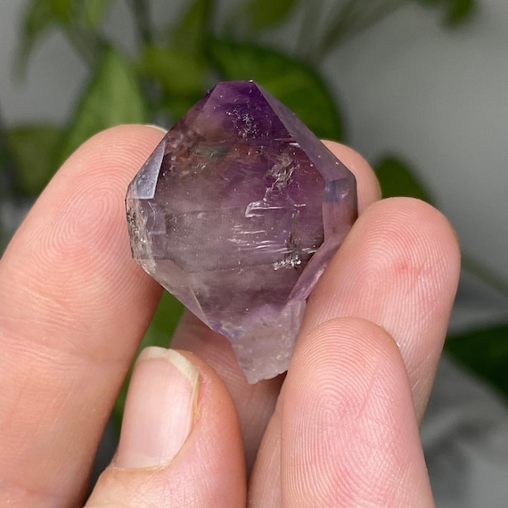 Lustrous Jackson's Crossroads Amethyst Scepter
