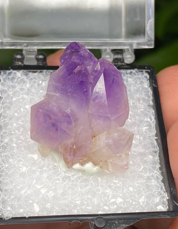 JXR Amethyst Cluster Thumbnail