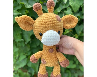 Crocheted/ Giraffe/ Stuffy/ Plushie/ Cutie/ Stuffed Animal/ Amigurumi