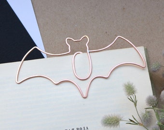 Personalized wire bookmark, bat, paper clip, gift for booklover, notebook accessories, book mark, party favors, Custom gift, flittermouse