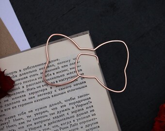 Personalized wire bookmark, bow, bow-knot, Hand Stamped, gift for booklover, for kids, for friend, Custom metal bookmark, party favors