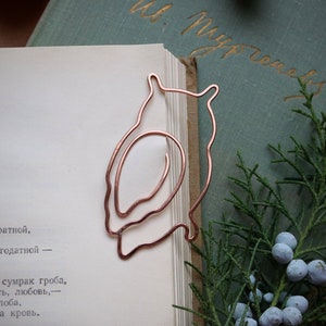 Personalized wire bookmark, paperclip, owl, bird, gift for booklover, party favors, for ornithologist, eagle-owl, hand stamped book mark