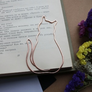Personalized Cat Bookmark: Copper Wire Book Clip, Gift for Cat Lover