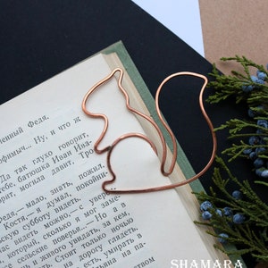 Personalized wire bookmark, squirrel, paper clip, gift for booklover, notebook accessories, clip-style bookmark, party favors, Custom gift