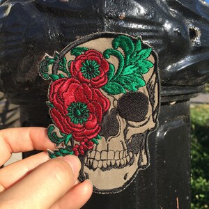 Skull and Roses Iron on Patch for Denim Jackets, T-shirts, or Bags, Cool Sugar Skull