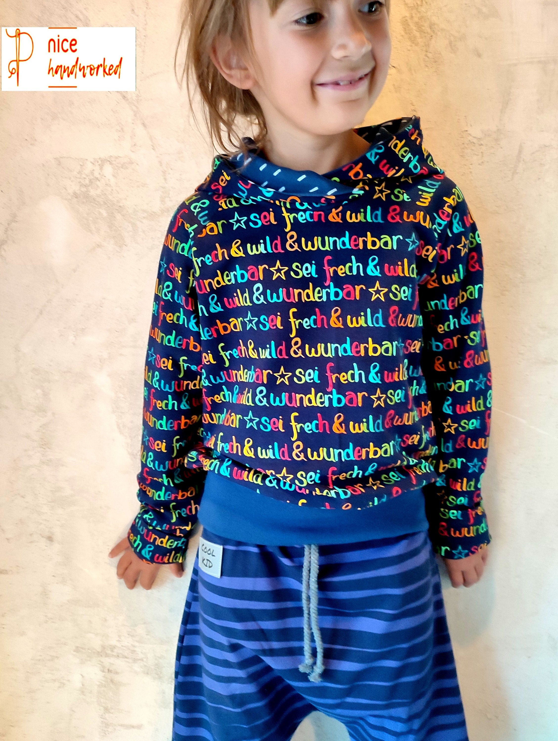 Be cheeky, wild and wonderful, raglan hoodie made of summer sweat, with wrap-around hood for girls and boys, children, babies from 92-146