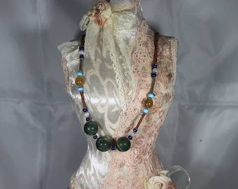 Halskette mit Jade, Perlen und Türkis - vintage Ethno Schmuck