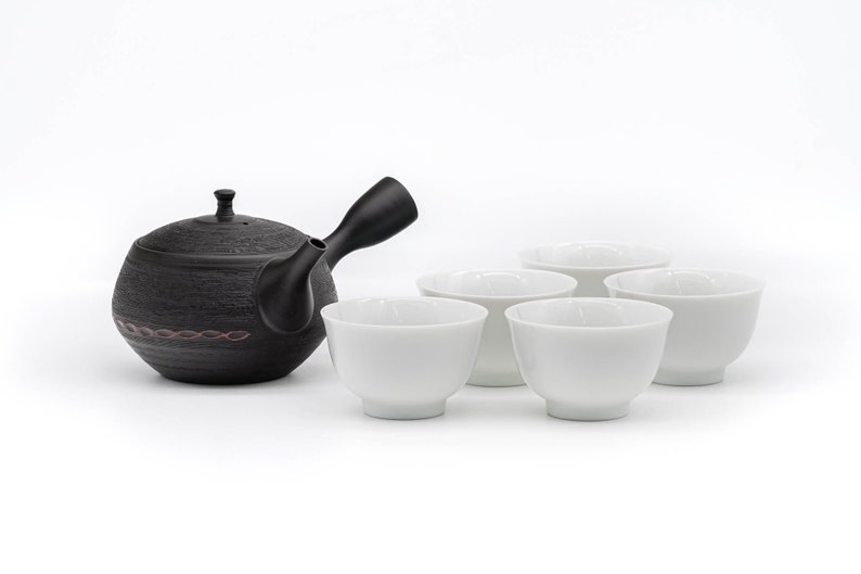 Hokuryū Kiln Tokoname-yaki Teapot and Teacup