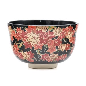 Japanese Matcha Bowl - 宮地英香 Eikō Miyaji - Maple Leaves Black Kyo-yaki Chawan - 300ml