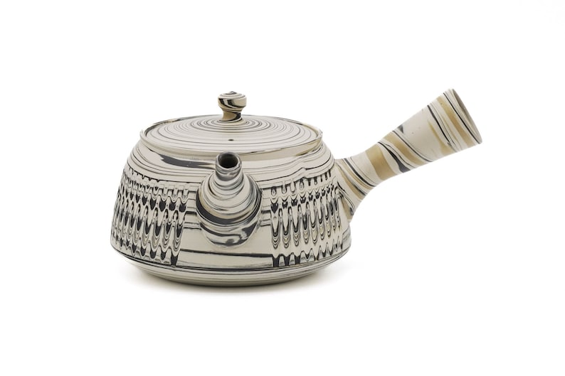 Tōsen Kiln Kyusu Teapot - Thumbnail 2