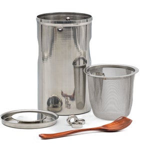 Japanese Matcha Sifter - Stainless Steel Tea Canister
