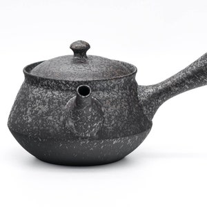 Japanese Kyusu - 藤田徳太 Fujita Tokuta - Ash Glazed Tokoname-yaki Teapot - 240ml