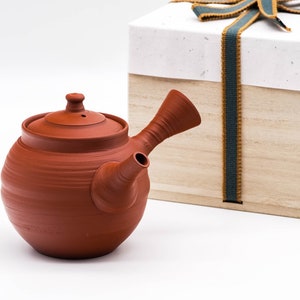 Japanese Kyusu - 村越風月 Murakoshi Fugetsu - Sujihiki Tokoname-yaki Red Shudei Teapot - 280ml