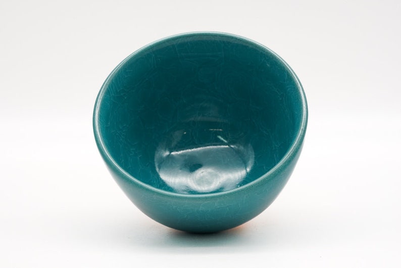 Japanese Matcha Bowl - 岡山純三 Okayama Junzō - Turquoise Celadon Snowflake Glazed Chawan - Thumbnail 2