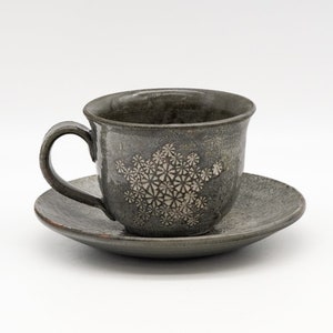Japanese Teacup and Saucer Set - 井栗敏也 Igura Toshiya - Floral Hana Mishima Yunomi - 120ml